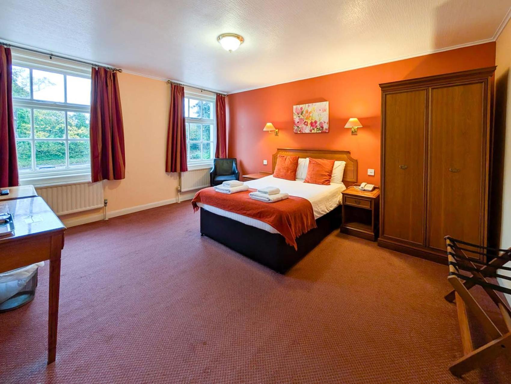 Oriel Hotel St Asaph Exteriör bild